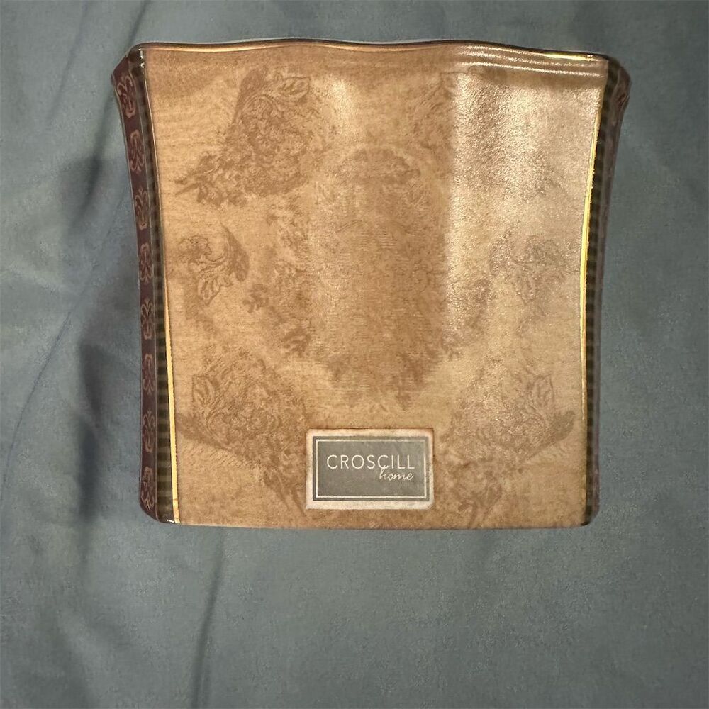 Croscill Home Floral Ceramic Tissue Box Cover Multicolor Gold Accents